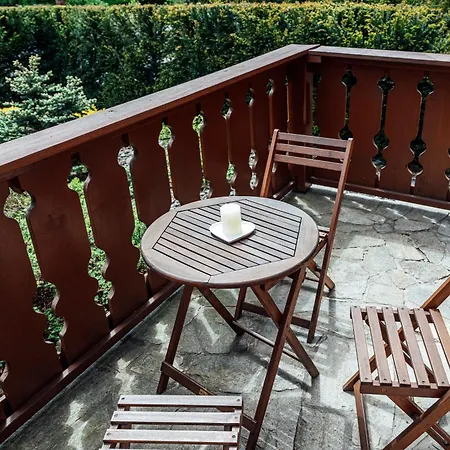 Pod Milonovou Apartament